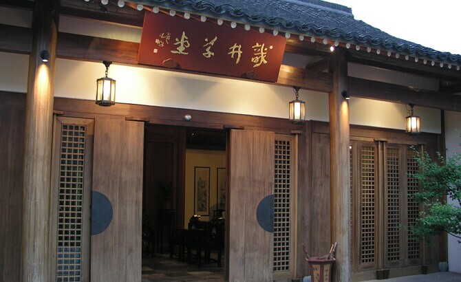 開一家真正的土菜館，可能比西餐廳還難