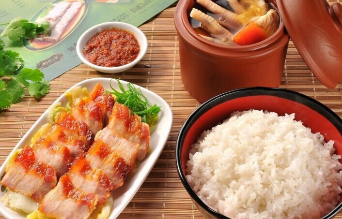 為啥說(shuō)標(biāo)準(zhǔn)化是中式快餐品牌的魔咒？|餐飲界