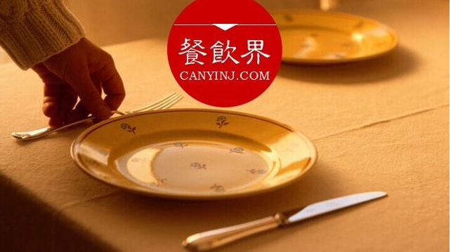 #周末一參#日本老牌酒館緊隨潮流，為何會失去更多客戶？