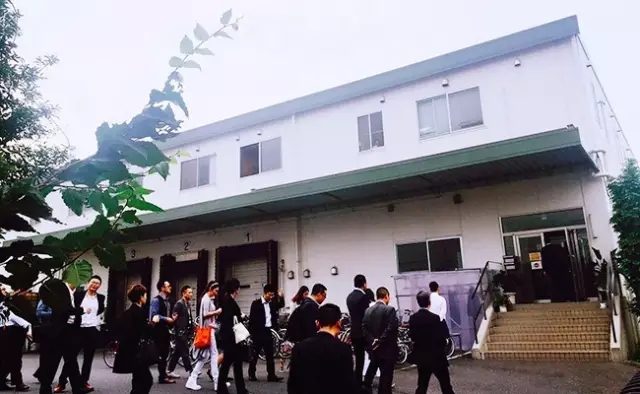 從日本回來，我為什么攔著你別跳中央廚房這個(gè)坑