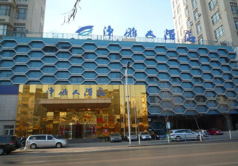 28歲的餐飲巨頭倒下了：昔日行業(yè)標桿，無數(shù)人跑去偷師|餐飲界