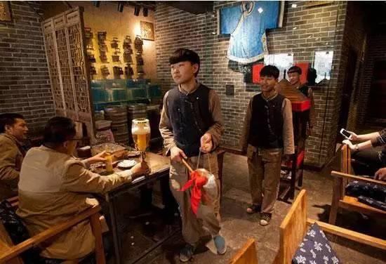 一點(diǎn)創(chuàng)新，讓餐廳火得一塌糊涂！