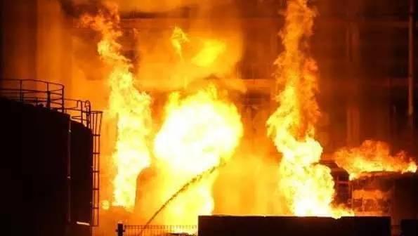 警示！餐館發(fā)生爆炸老板身亡，原因竟是用了它！