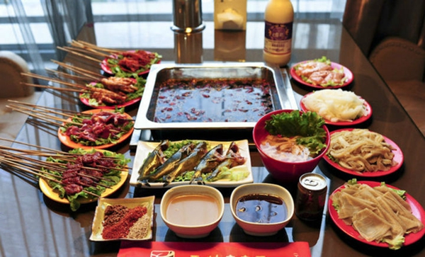 玉林串串香，這家擁有21年歷史的串串店到底是怎么活下來的？|餐飲界