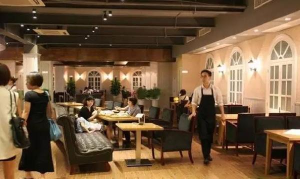 這家“潮”餐廳做到整個(gè)城市為之“瘋狂”，背后的秘密竟是這樣！|餐飲界