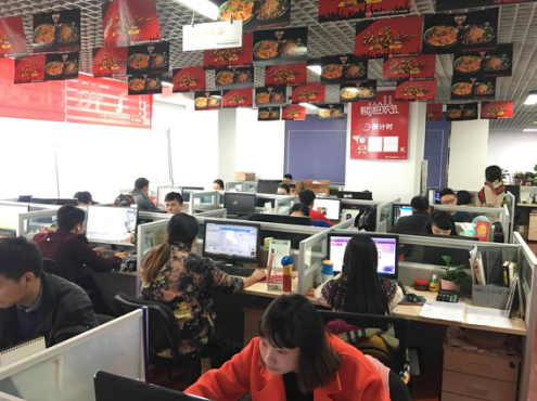 一舉邁入億元級電商俱樂部，白家食品憑什么？|餐飲界