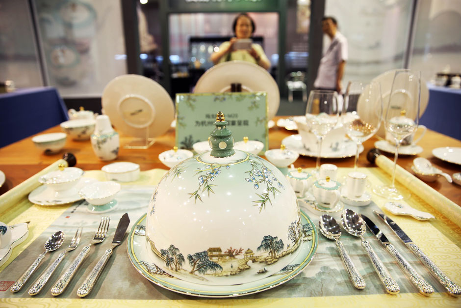從燒錢玩高端變成走心搞文創(chuàng)，訂制餐具成業(yè)界新趨勢