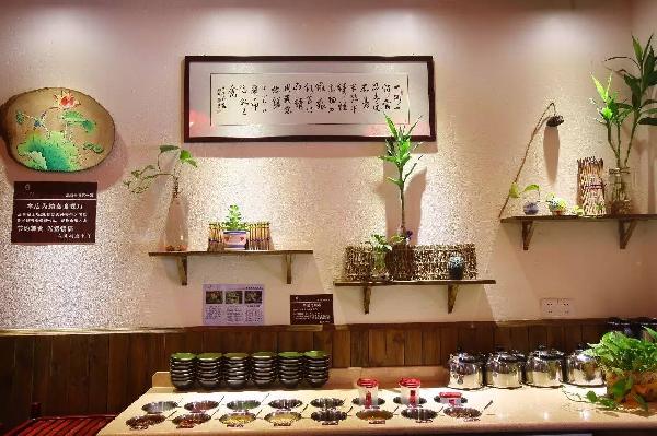 都說素食餐廳95%虧錢，這品牌卻打破了魔咒“狠賺錢”|餐飲界
