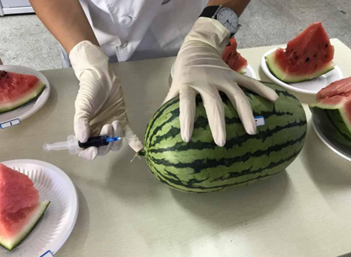 “西瓜打針”“螃蟹打針”，這些食品謠言不足信！