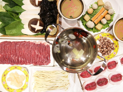 一鍋百味“火拼”廣州火鍋店高熱是“虛火”還是“實(shí)火”？
