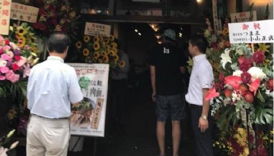 100塊一碗，蘭州拉面日本首開店排長隊，能否逆襲日本拉面？