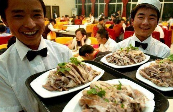 得消費(fèi)者得天下！餐飲老板趕緊跟上這三大趨勢(shì)