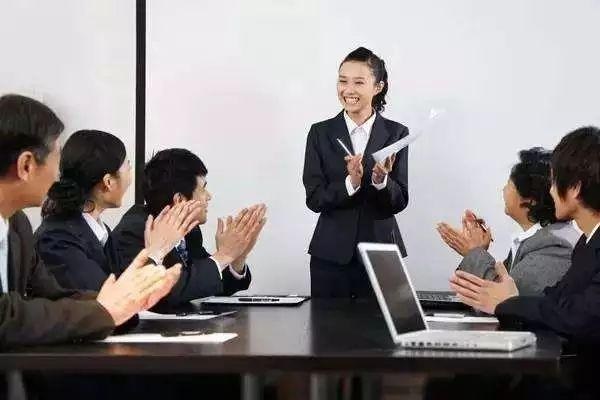 這才叫店長！不然為啥你當(dāng)不了店長！