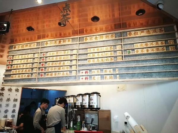 “嚴(yán)選菜單”成流行：它僅憑15款產(chǎn)品，8個(gè)月開火6家新店