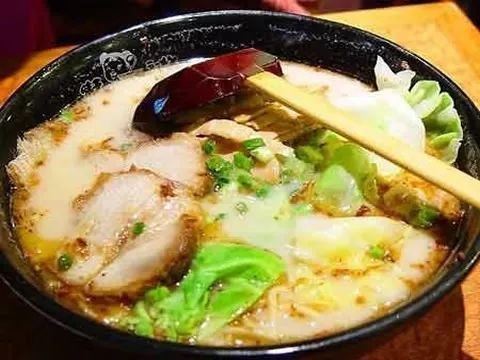 “5年千店”計劃泡湯、業(yè)績連續(xù)3年下滑，味千拉面為何身陷“中年危機”？