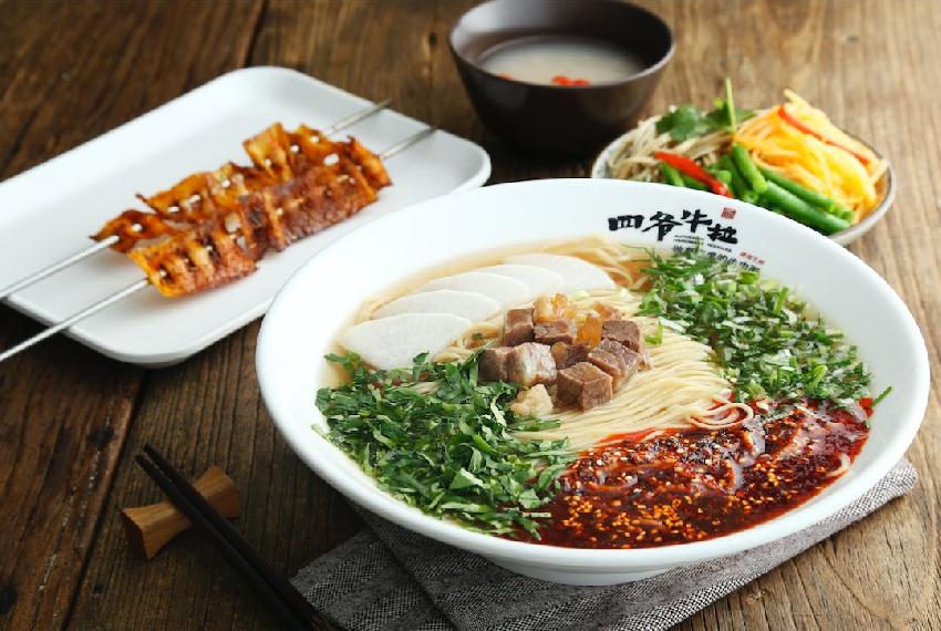 如何優(yōu)雅地吃掉一碗正經牛肉面？