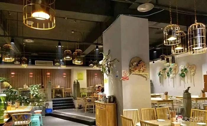 一年關(guān)店4萬家，萬人迷的川菜怎么就成了萬人敵？