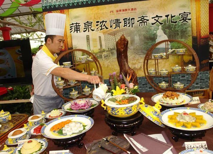 珍藏版創(chuàng)意菜品造型藝術(shù)?。ň蕡D文?。?></a>
          <div> <a href=