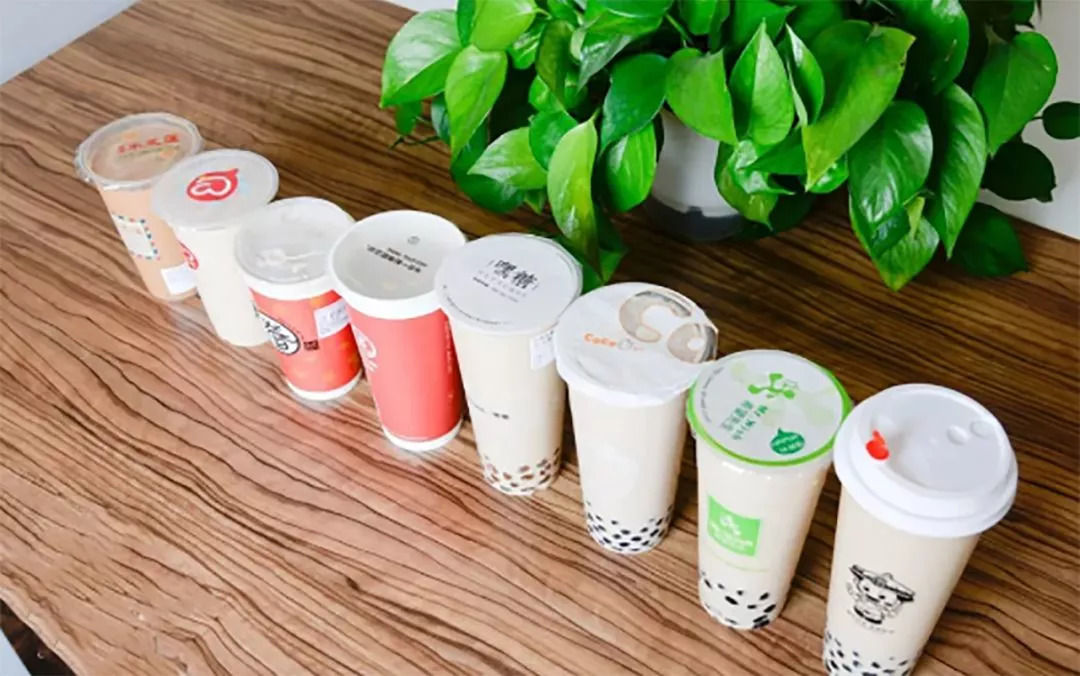 餐飲小白，茶飲加盟到底有多少個(gè)坑在等著你跳！|餐見