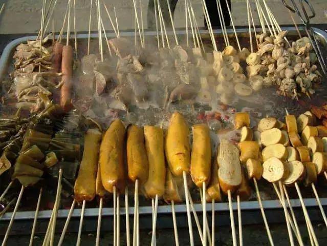 如何區(qū)分麻辣燙、冒菜、串串？重點(diǎn)全在這兒！