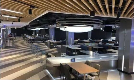 無人餐廳喜憂參半，要成還得看“暖科技”？|餐飲界