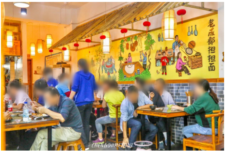 20平粉面店穩(wěn)居餐飲快車(chē)道，贏在哪里？
