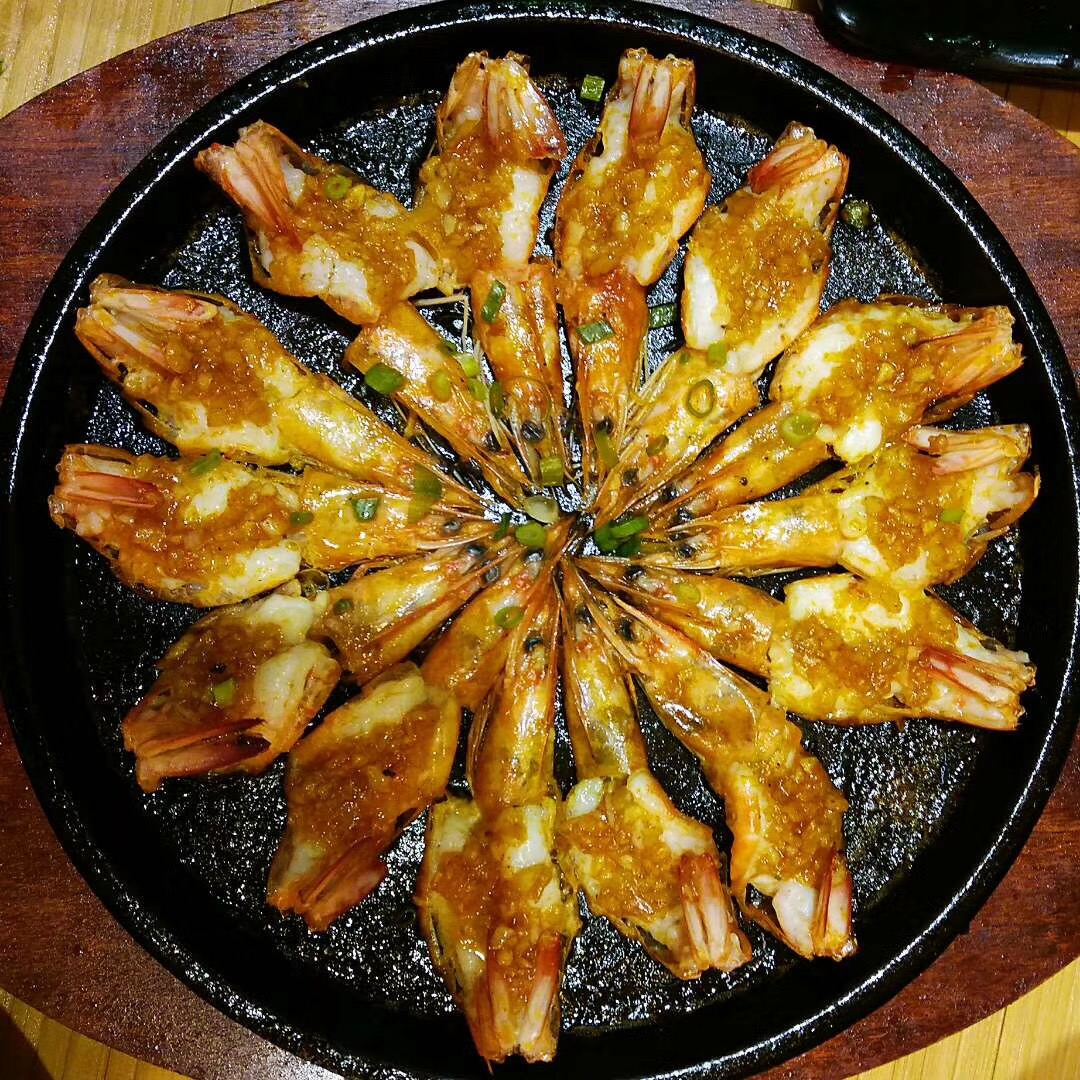餐飲大事件219期|星巴克中國試水15元早餐、茶顏悅色將在深圳開快閃店、店員因癡迷網(wǎng)絡(luò)賭博，竟綁架老板娘索要300萬|餐飲界