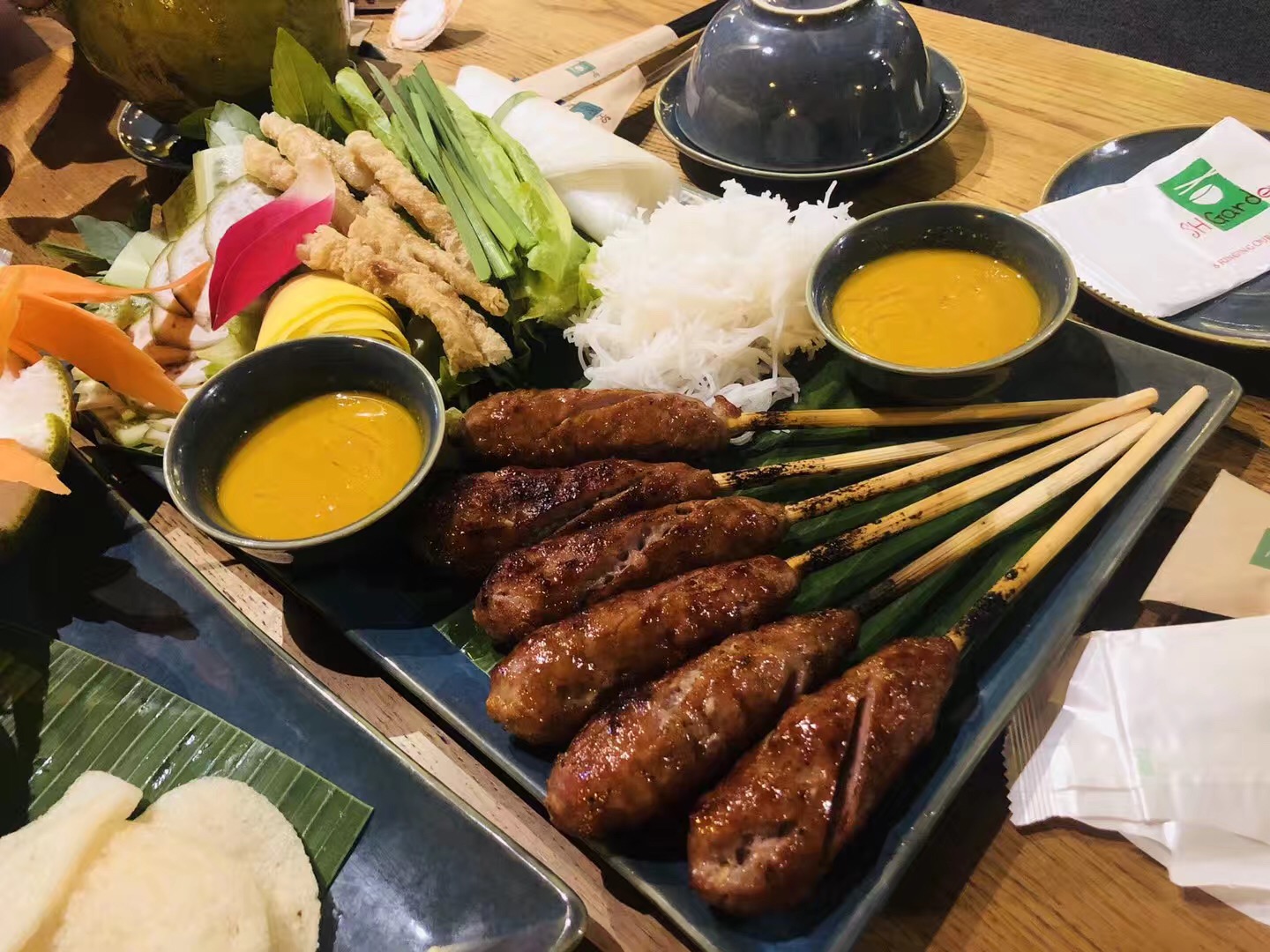 餐飲大事件243期 |奈雪的茶186家門(mén)店未發(fā)現(xiàn)食安問(wèn)題、“周師兄”完成億元A輪融資、抖音“心動(dòng)外賣(mài)”即將上線(xiàn)，商標(biāo)被海量搶注|餐飲界