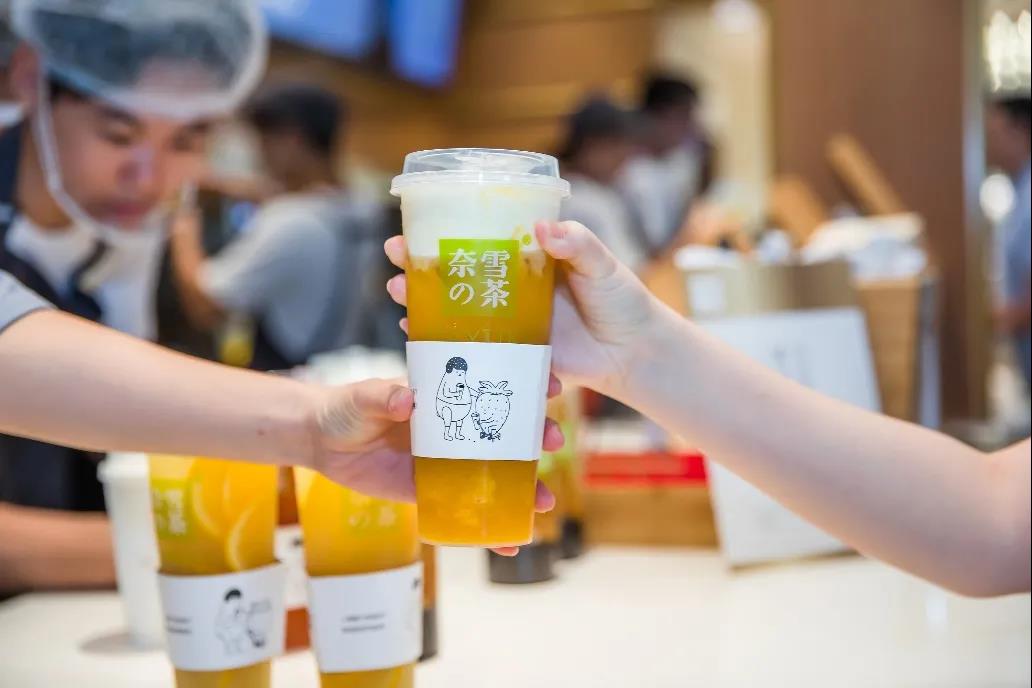 閉店的茶顏，焦慮的新茶飲