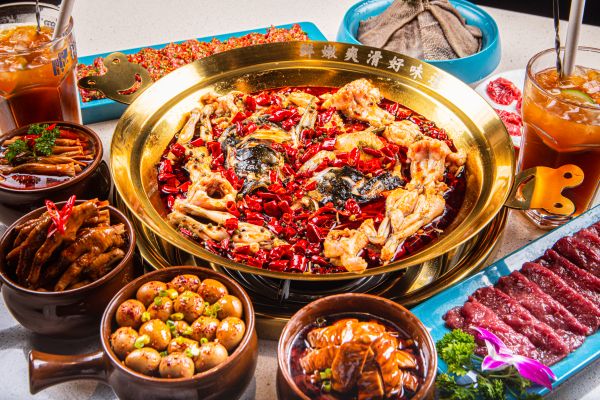 獨(dú)獲“2022年四川名火鍋”獎(jiǎng)，蛙二爺讓食客無法自拔的密匙藏在哪里？