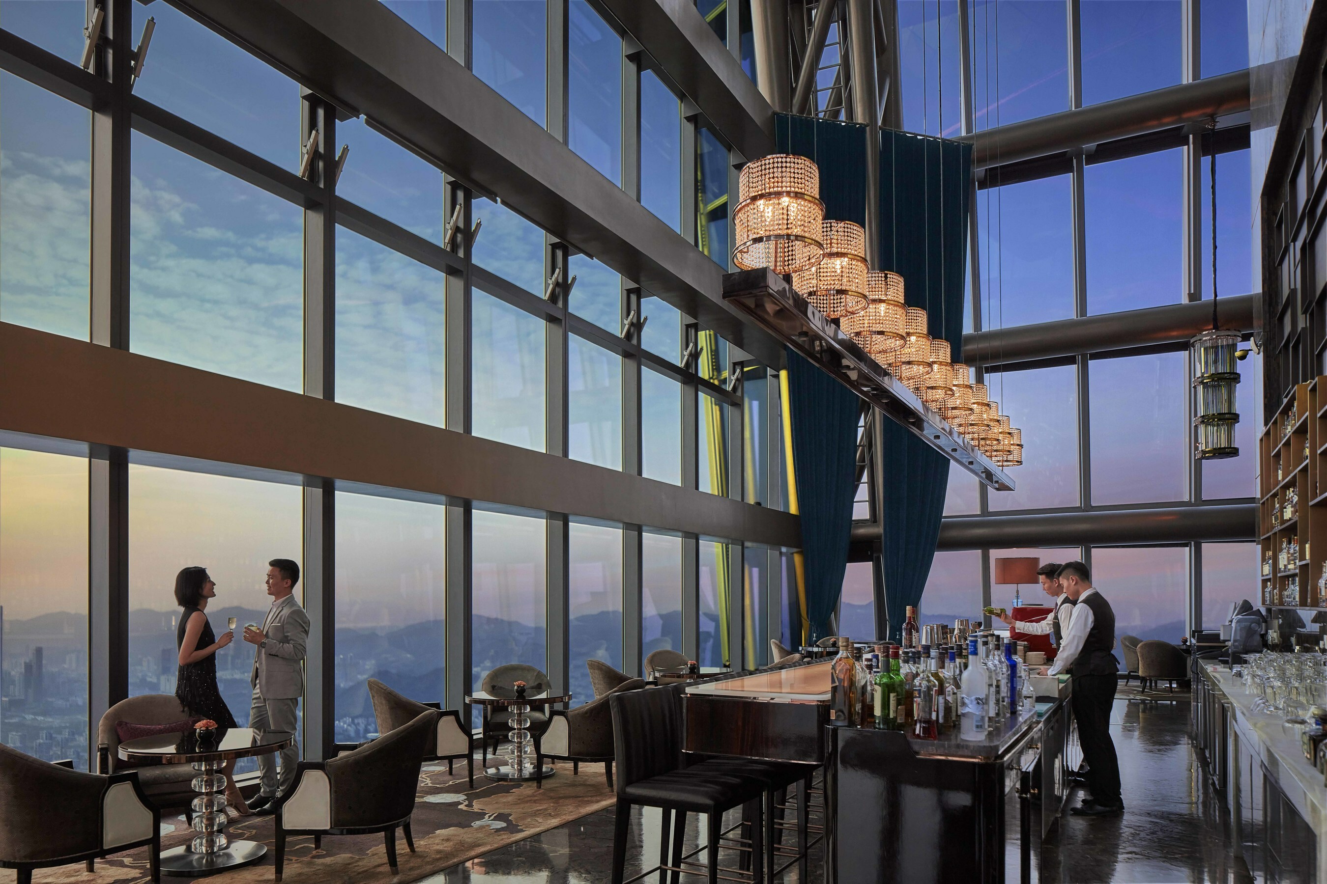 深圳瑞吉酒店煥新酒吧體驗(yàn)，展現(xiàn)精妙品飲藝術(shù)|餐飲界