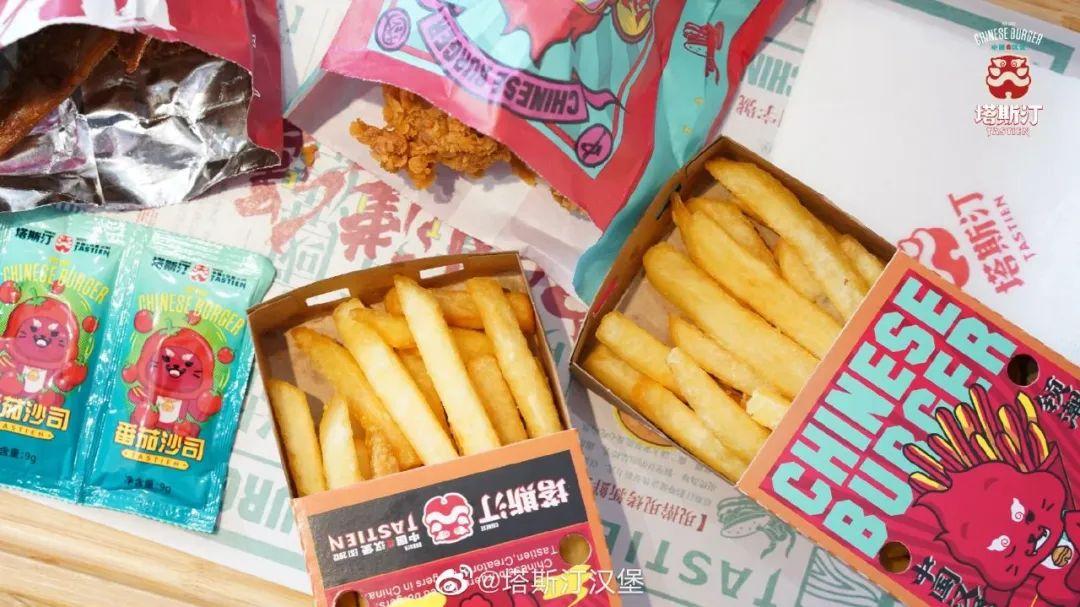 三年涌現(xiàn)3000家店，“中國(guó)漢堡 · 塔斯汀的逆襲之路”|餐飲界