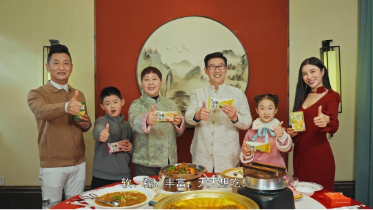 春節(jié)爆火出圈！天冰這波操作太驚艷