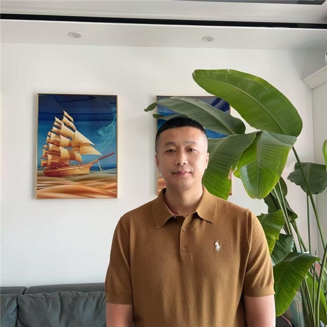 張亮麻辣燙加盟業(yè)主段連君：從鋤頭到湯勺，一場改寫命運(yùn)的餐飲跨界|餐飲界